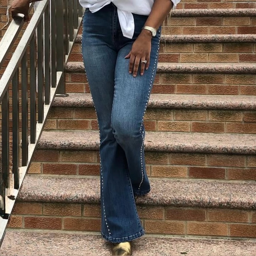 Women's Blue Flared Jeans with metal Detailing